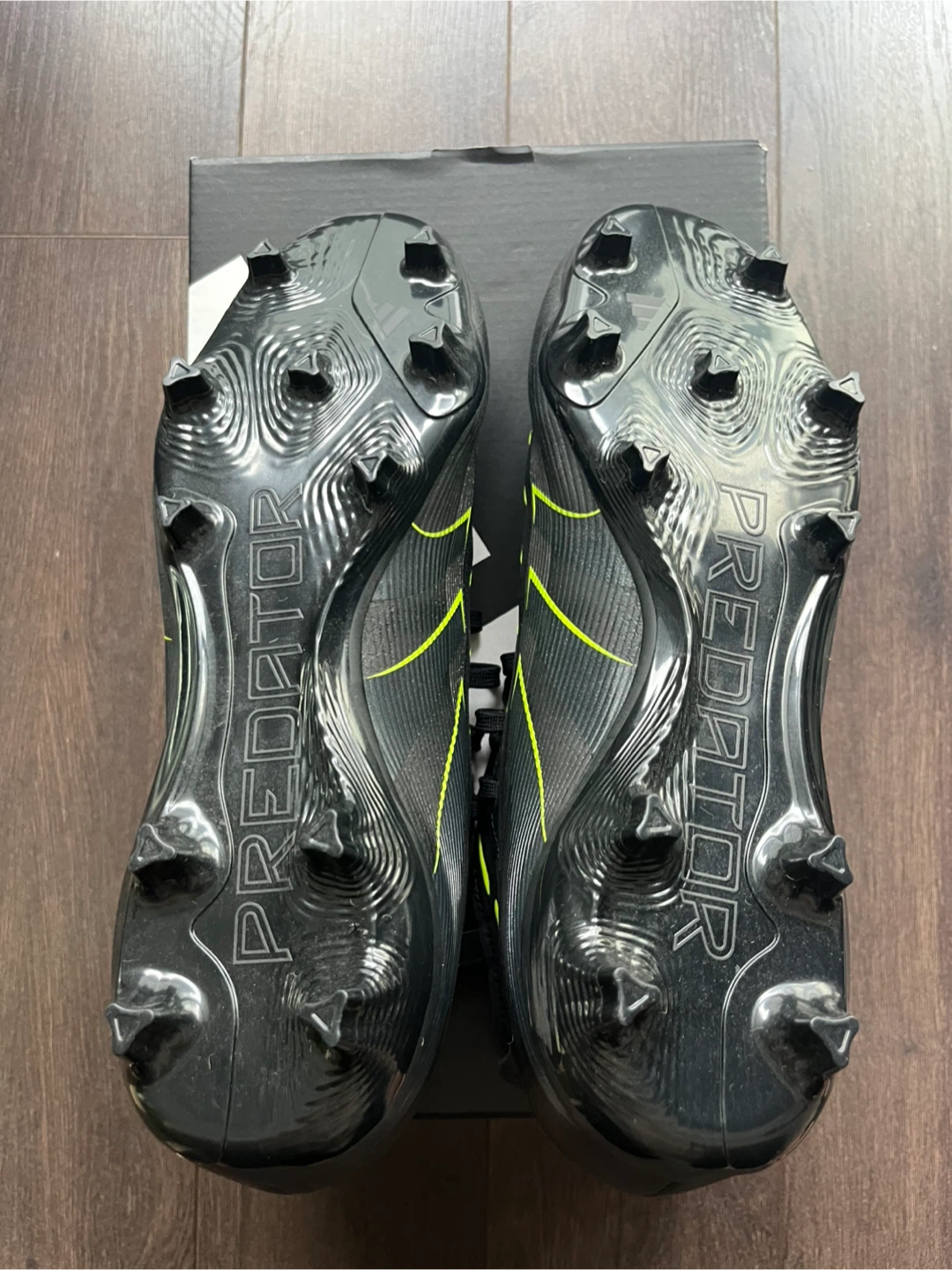 Adidas Predator League FT Soccer Cleats - Size 8.5 - photo 4