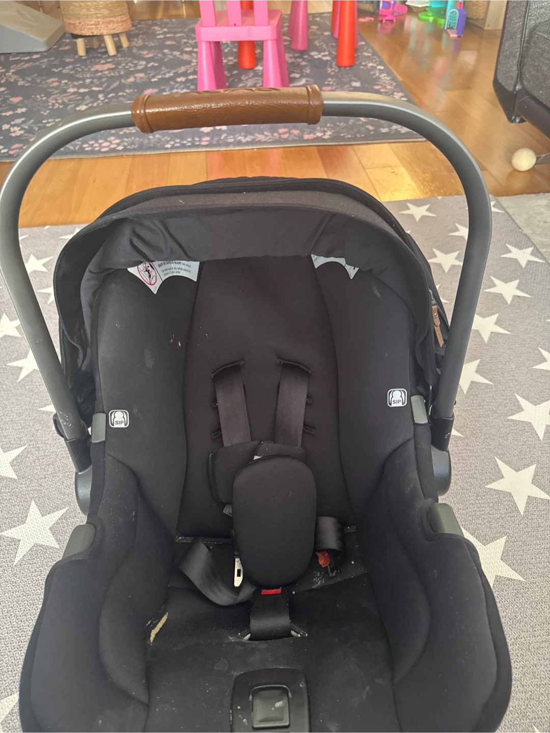 Nuna Pipa Infant Car Seat - Black