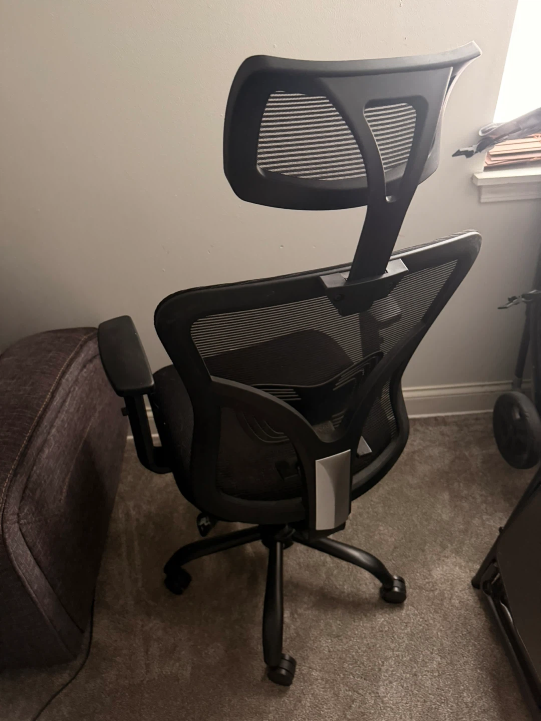 Ergonomic Mesh Office Chair with Headrest - photo 2