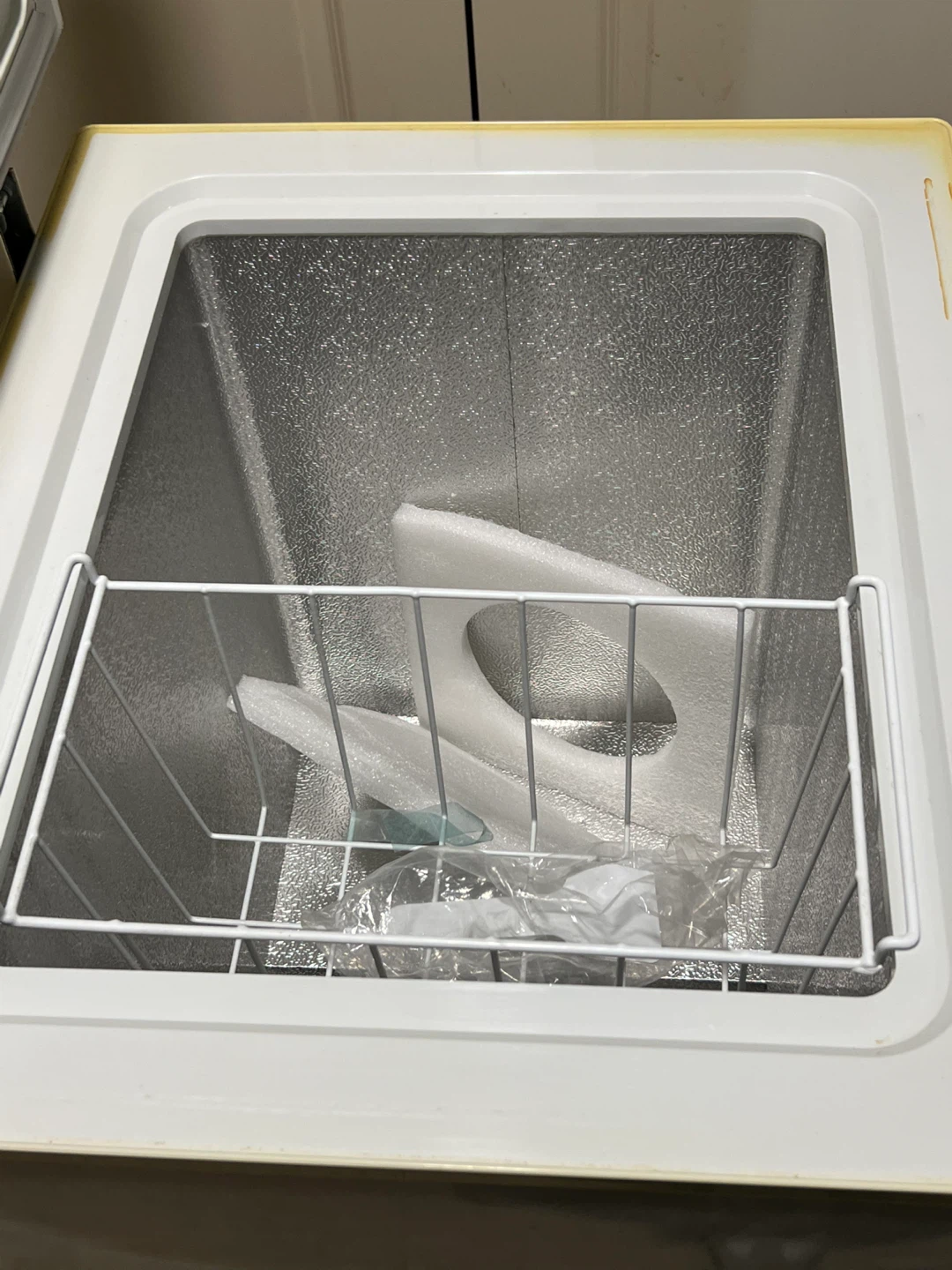 Chest Freezer - photo 4