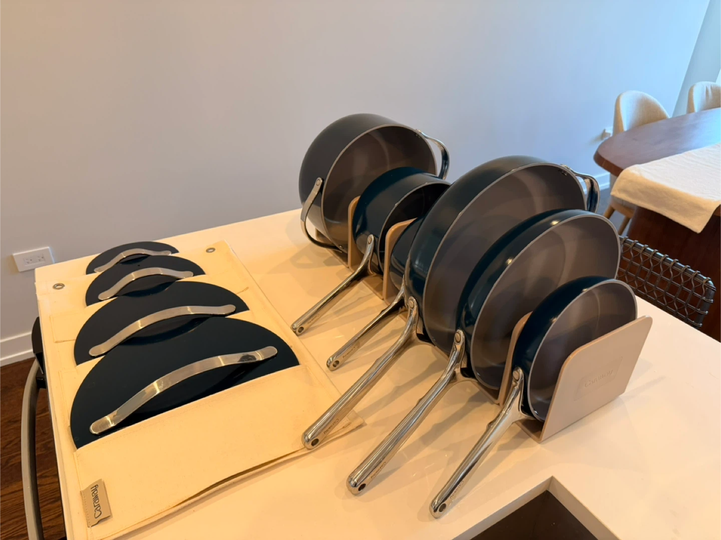 16pc Caraway Pot & Pan Set - Great condition