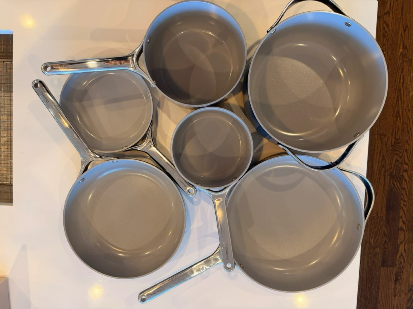 16pc Caraway Pot & Pan Set - Great condition - photo 2