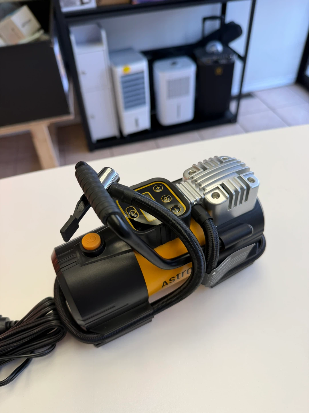 Portable Car Air Pump - New! - photo 4
