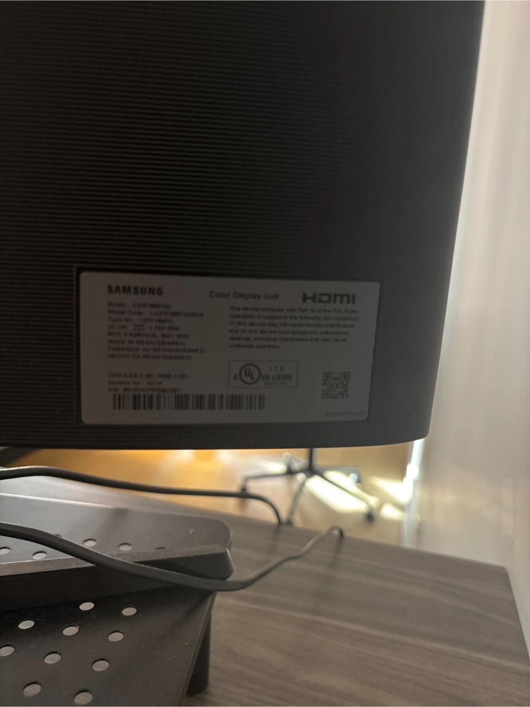 Samsung CF396 27-inch Curved Monitor - photo 2