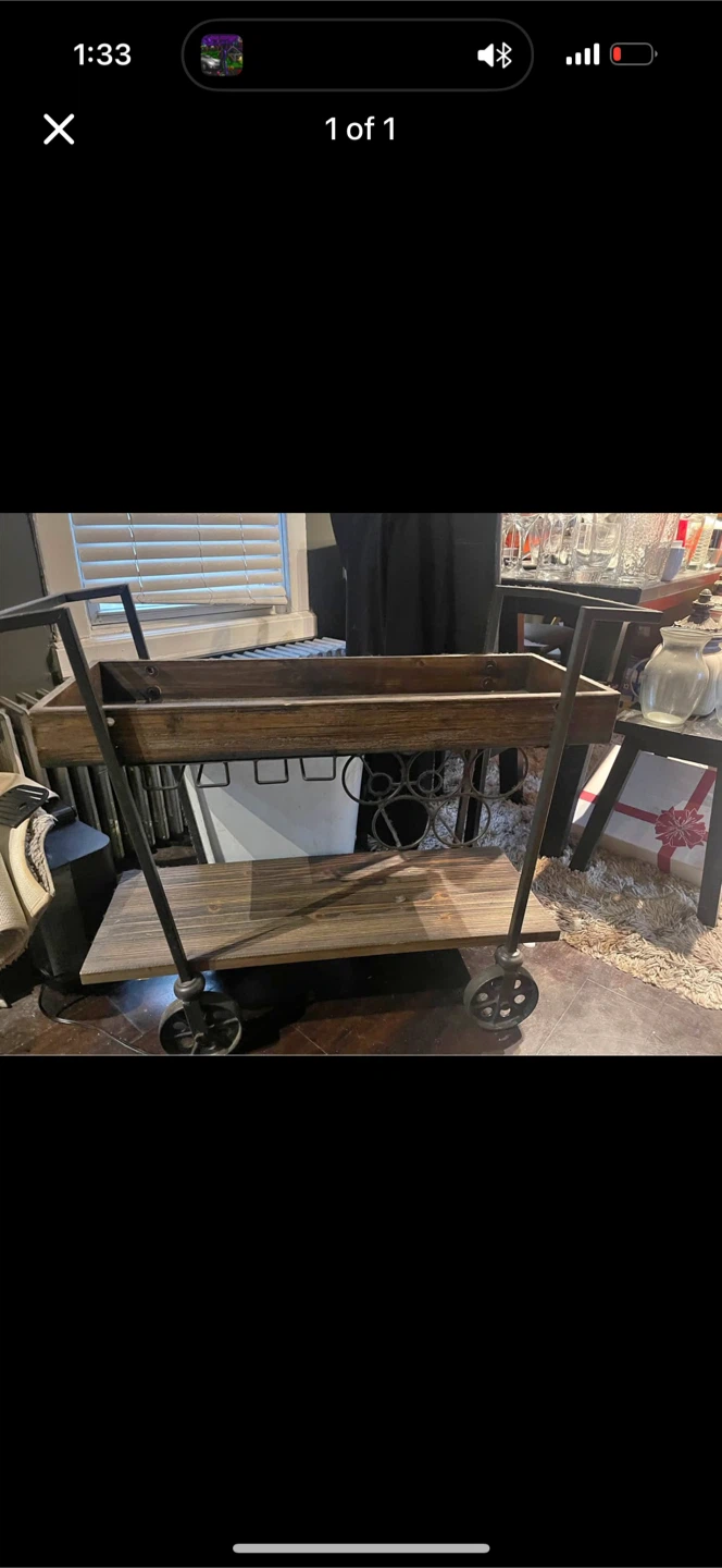 Small bar cart used. Garage pick up