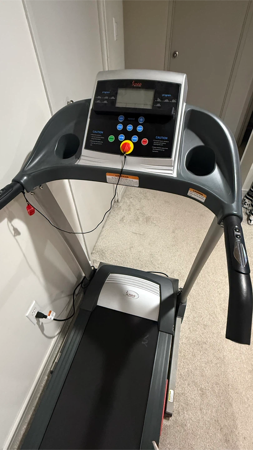 Sunny SF-T4400 Treadmill - photo 3