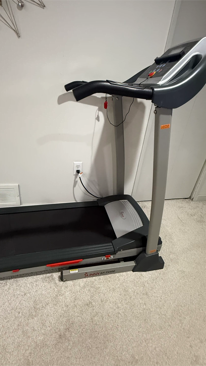Sunny SF-T4400 Treadmill - photo 2