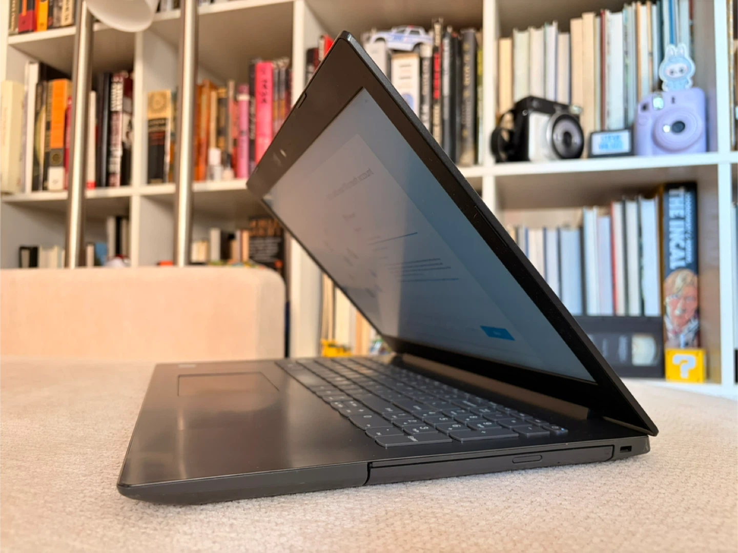 Laptop Lenovo IdeaPad 330-15 / Core i3 / 8GB / 1TB Storage - photo 3