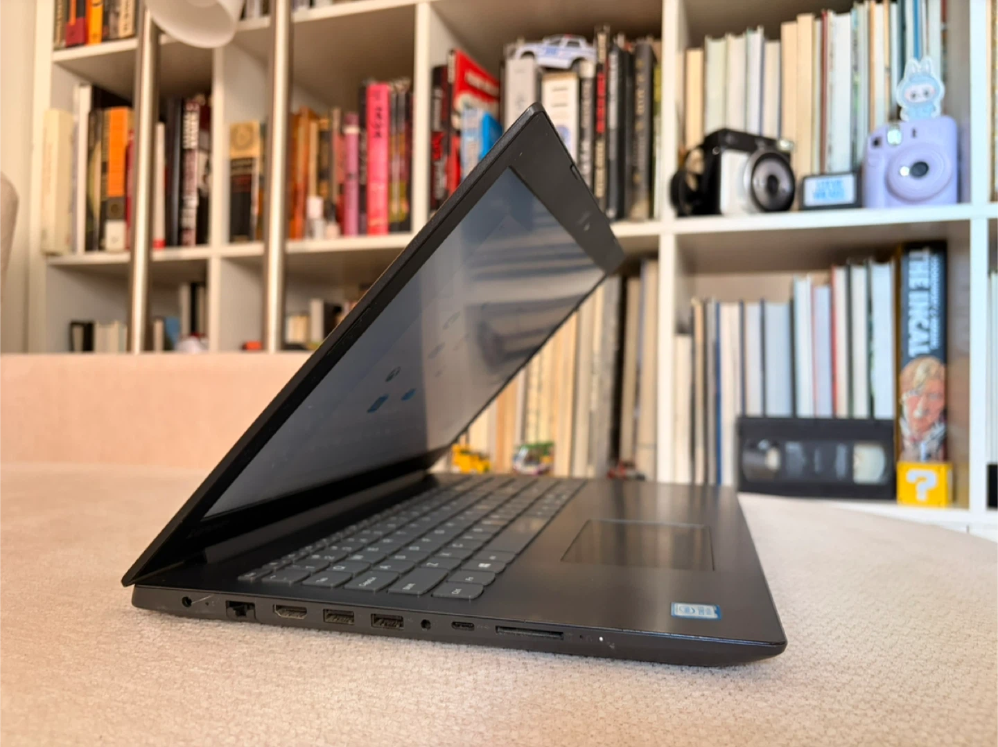 Laptop Lenovo IdeaPad 330-15 / Core i3 / 8GB / 1TB Storage - photo 4