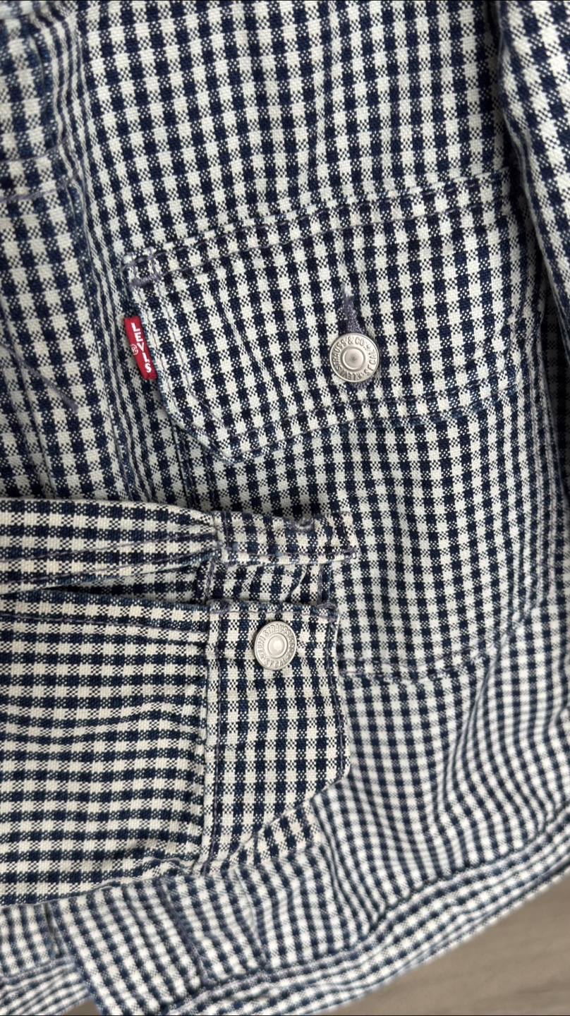 Levi's Gingham Trucker Jacket - Size M for men’s - photo 5