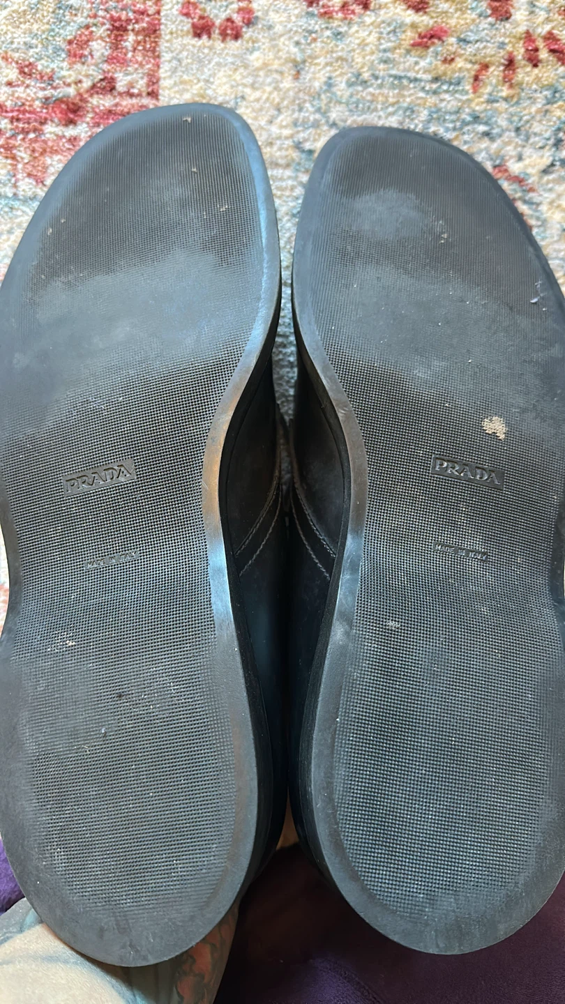 Prada Black Leather Dress Shoes - Size 8 - photo 3