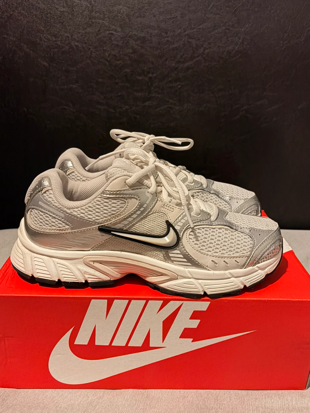 Nike V5 RNR Women's Running Shoes - Size 9.5 - photo 4