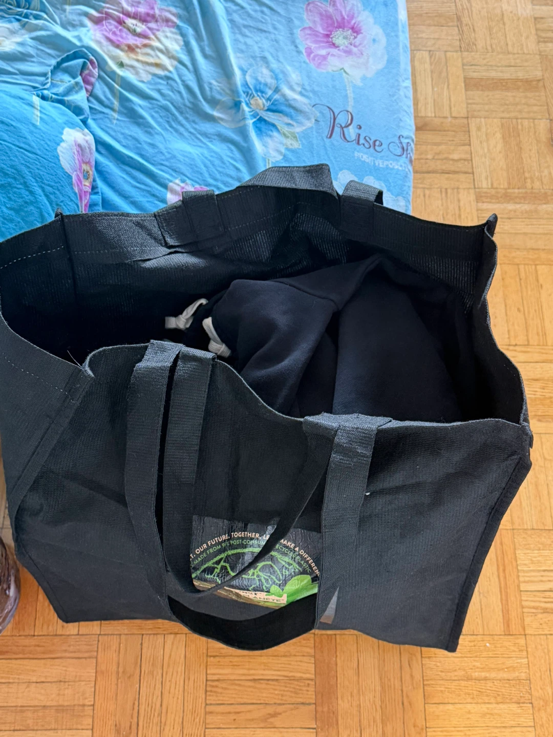 Free Bag of winter clothes