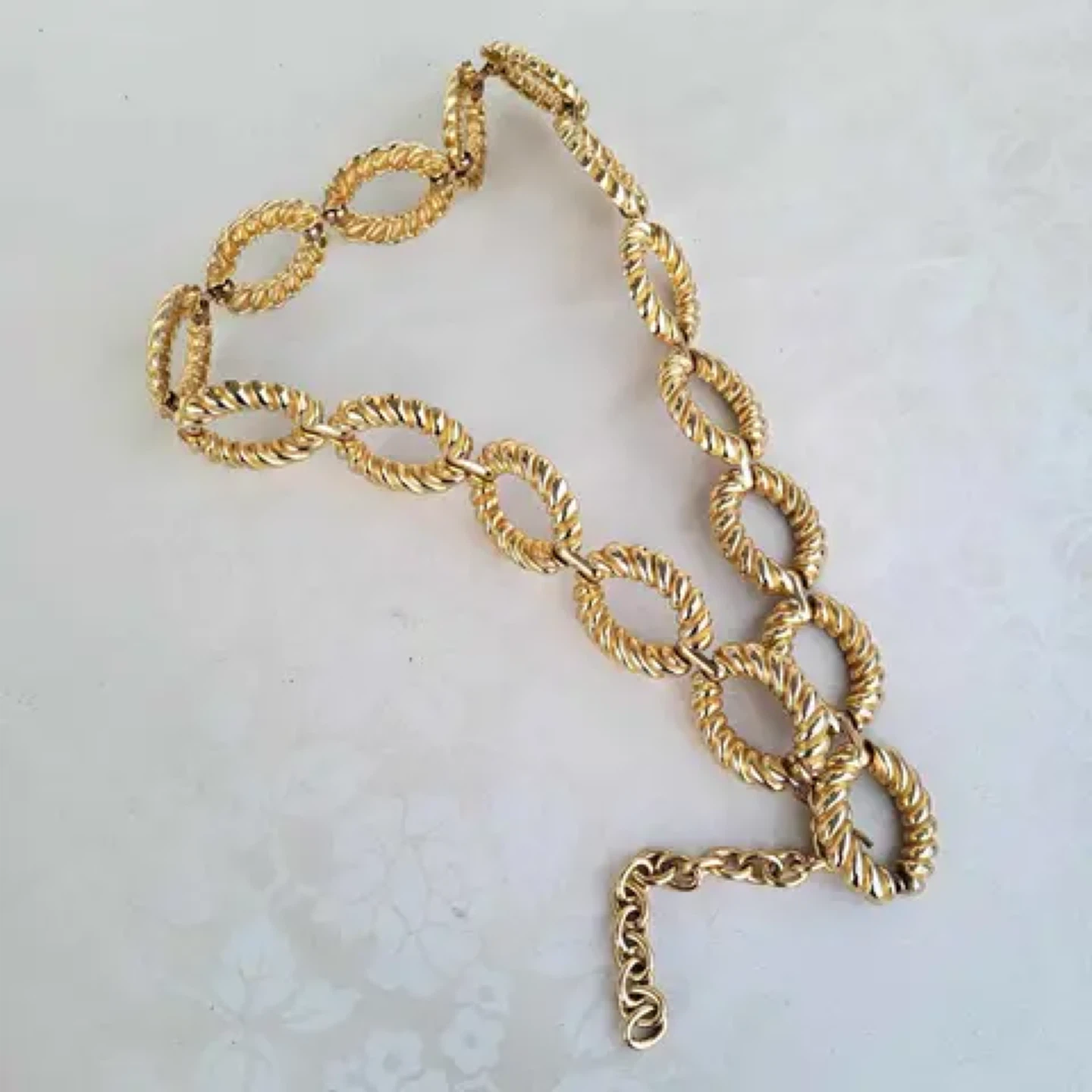 Vintage- Gold Tone Chain Belt