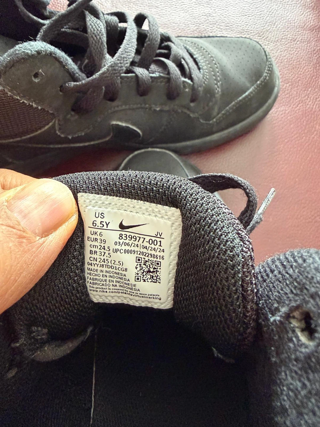 Nike Court Borough Mid 2 Black Sneakers - Size 6.5Y - photo 3