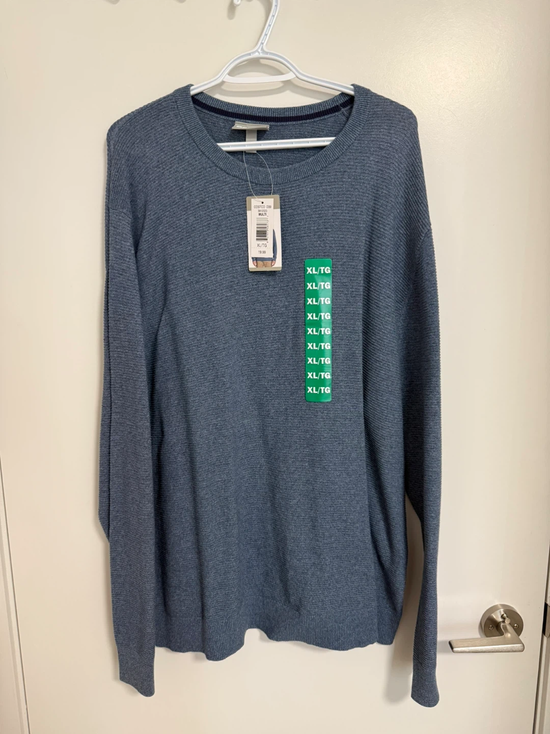 Bench. XL Men's Sweater - New with Tags!