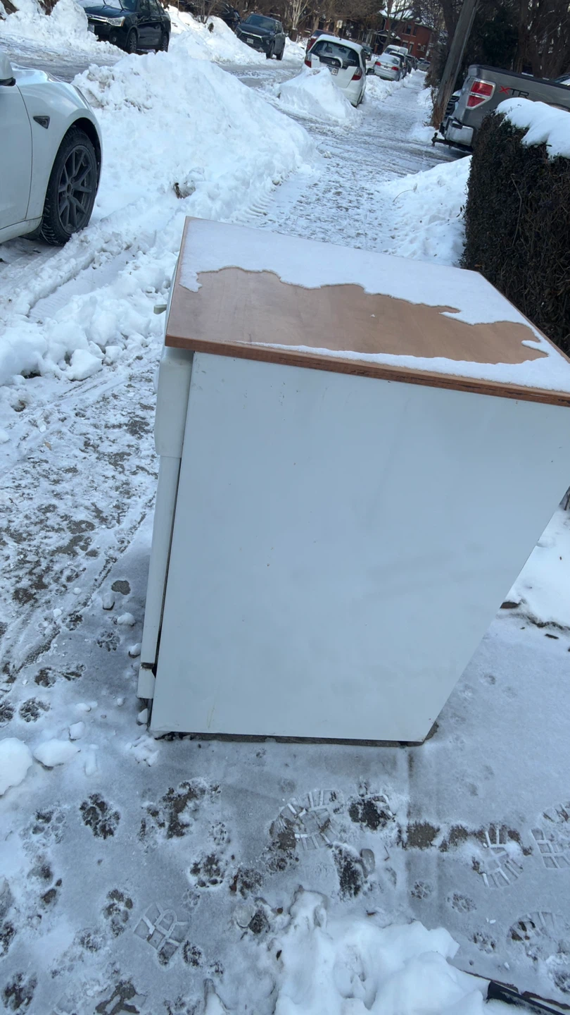 GE Dishwasher - White - photo 3