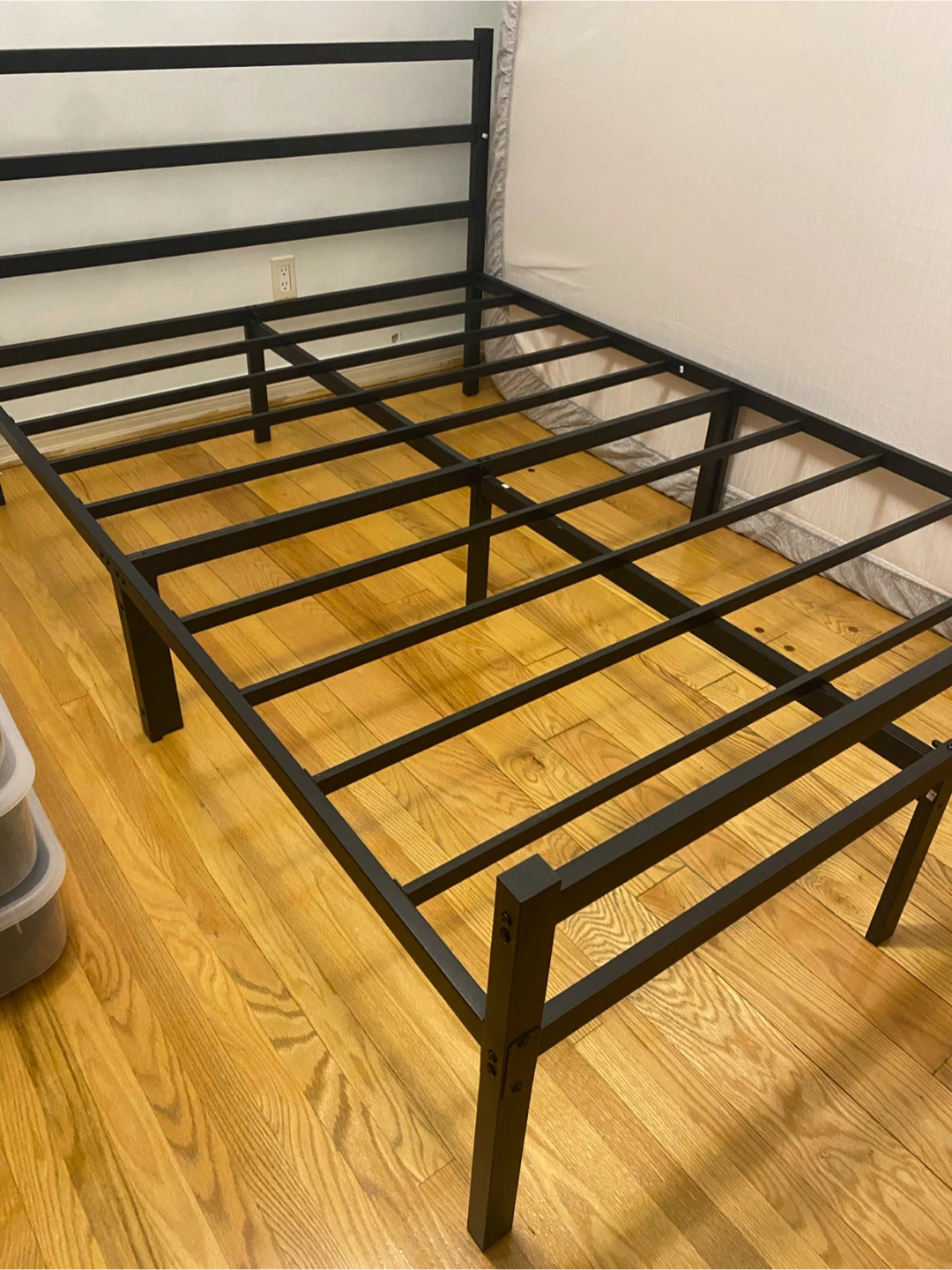 Black Metal Bed Frame (Full-Size)