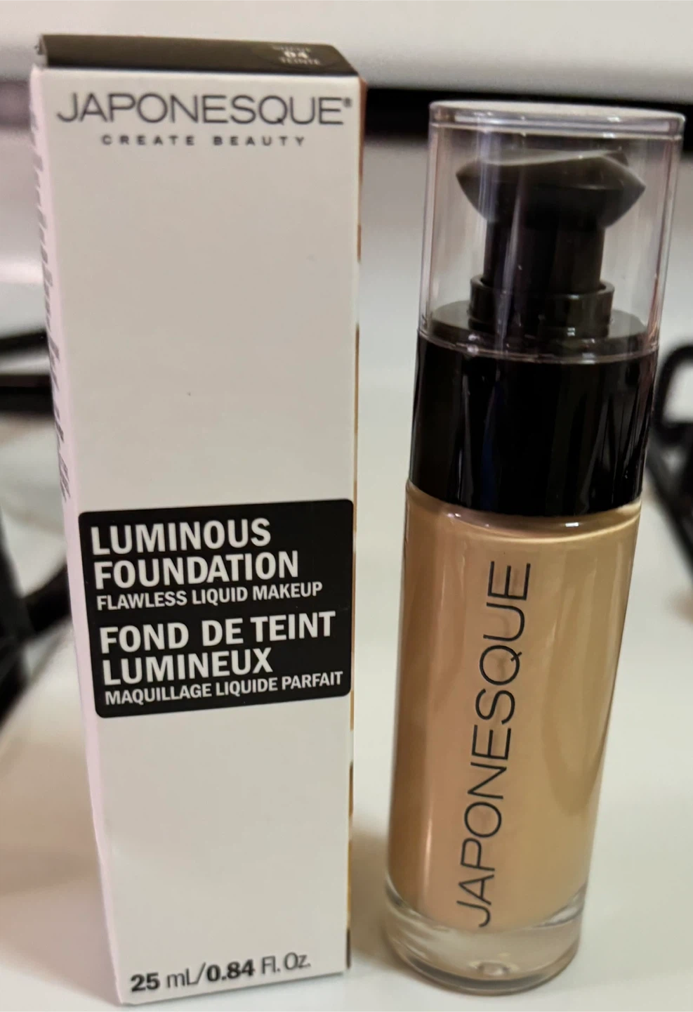 FLASH SALE Japonesque Luminous Foundation - Shade 04