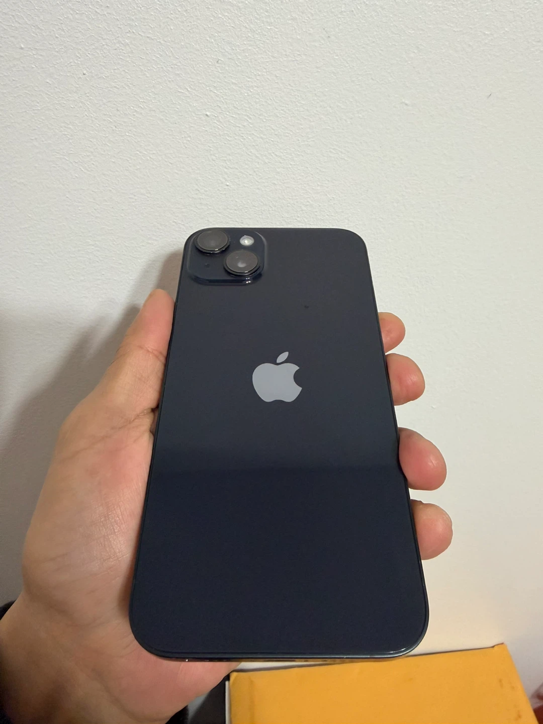 iPhone 14 Plus - photo 2