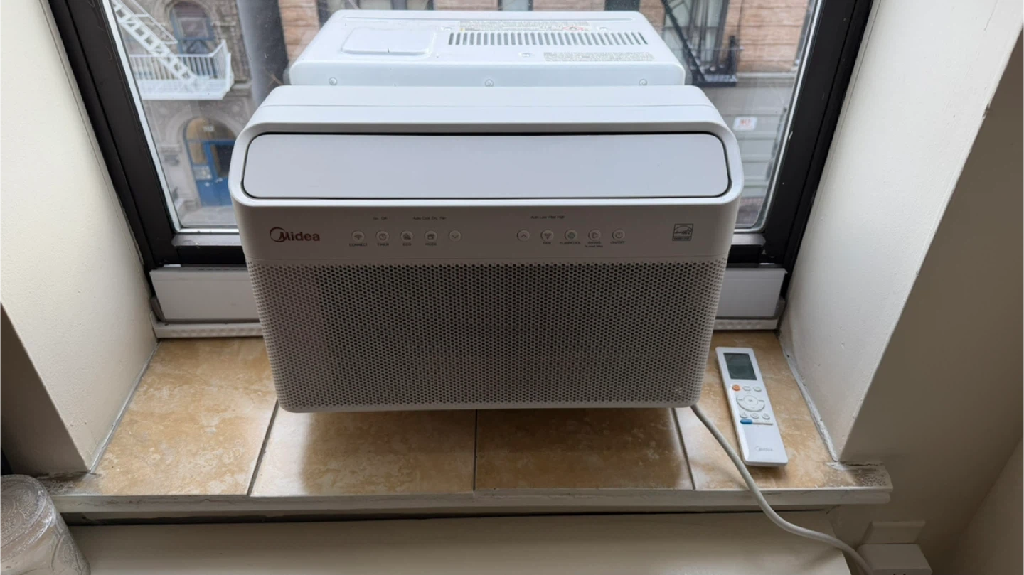 Midea 10,000 BTU Window AC - Like New!