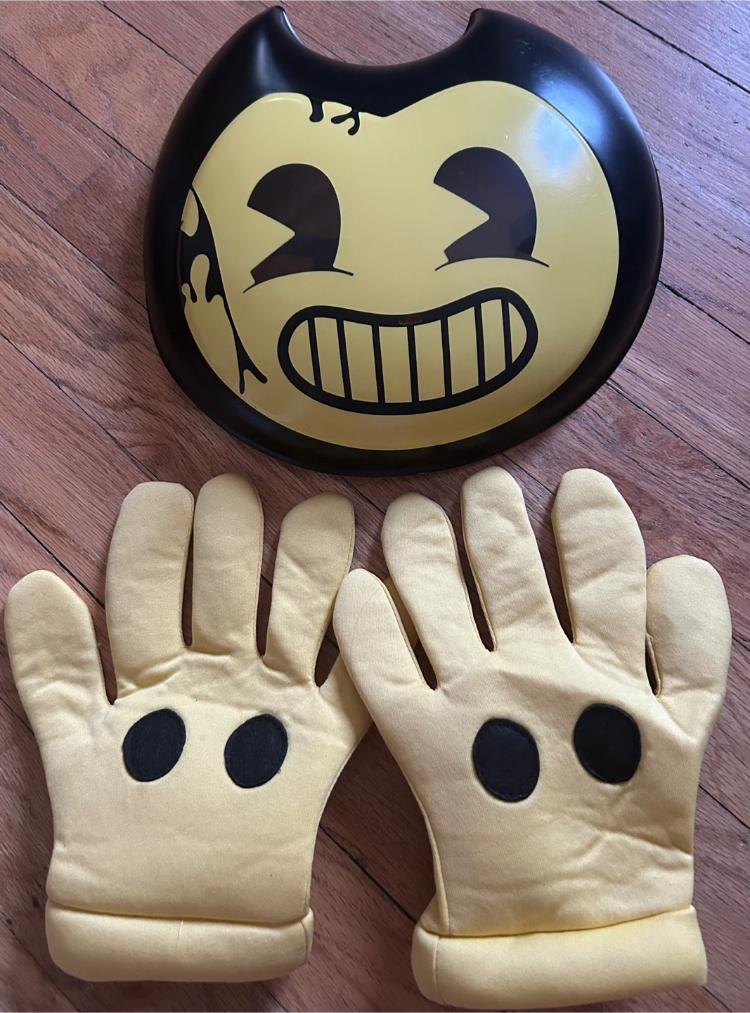Bendy and the Dark Revival Costume - photo 3