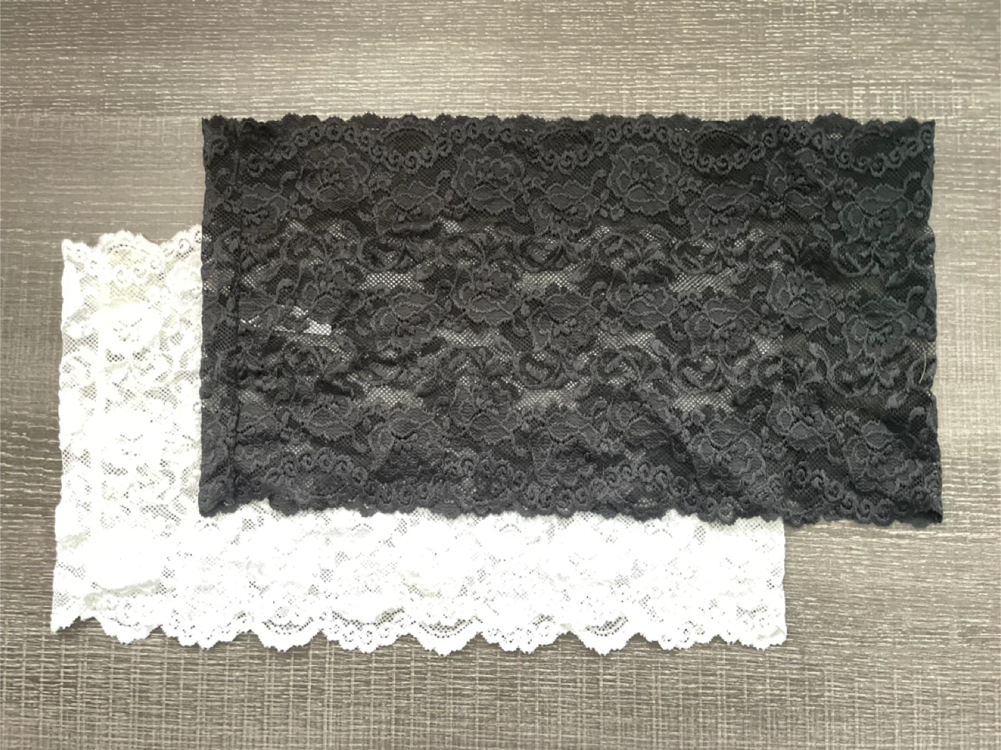 Lace Bandeau - Black & White