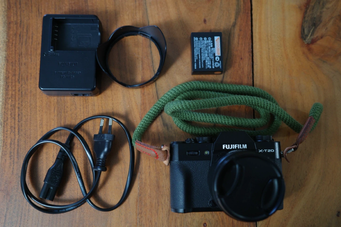 Fujifilm X-T20 Camera with 16-50mm Lens