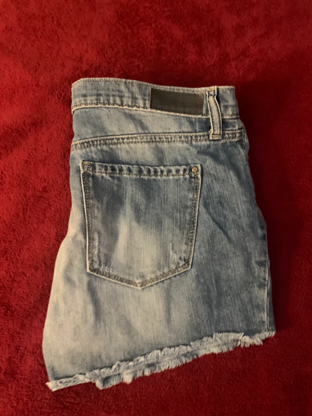 DKNY Jeans Fleecker Boyfriend Denim Shorts - photo 2
