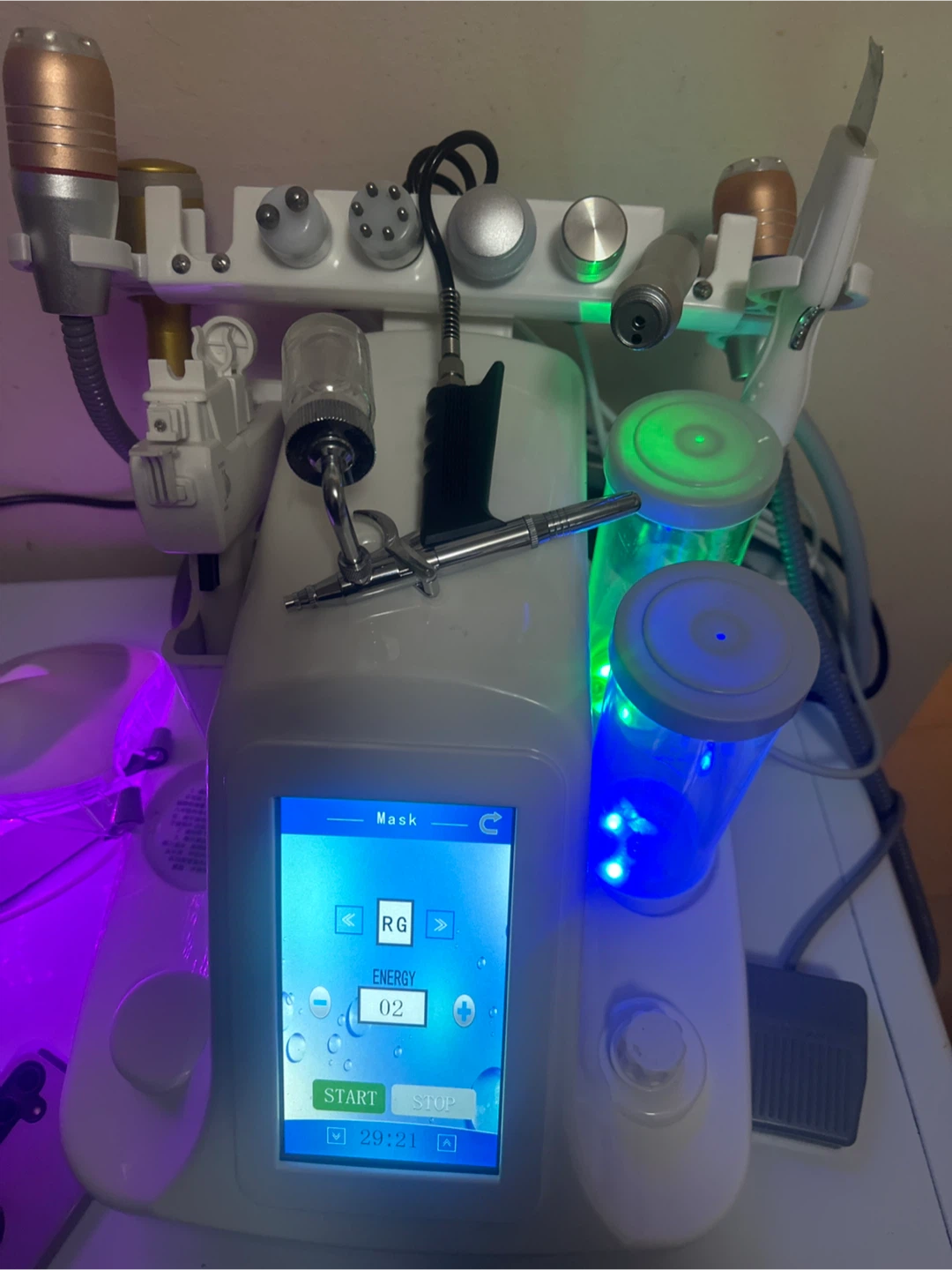 Multi-functional Skin System Facial Machine🥕 - photo 4