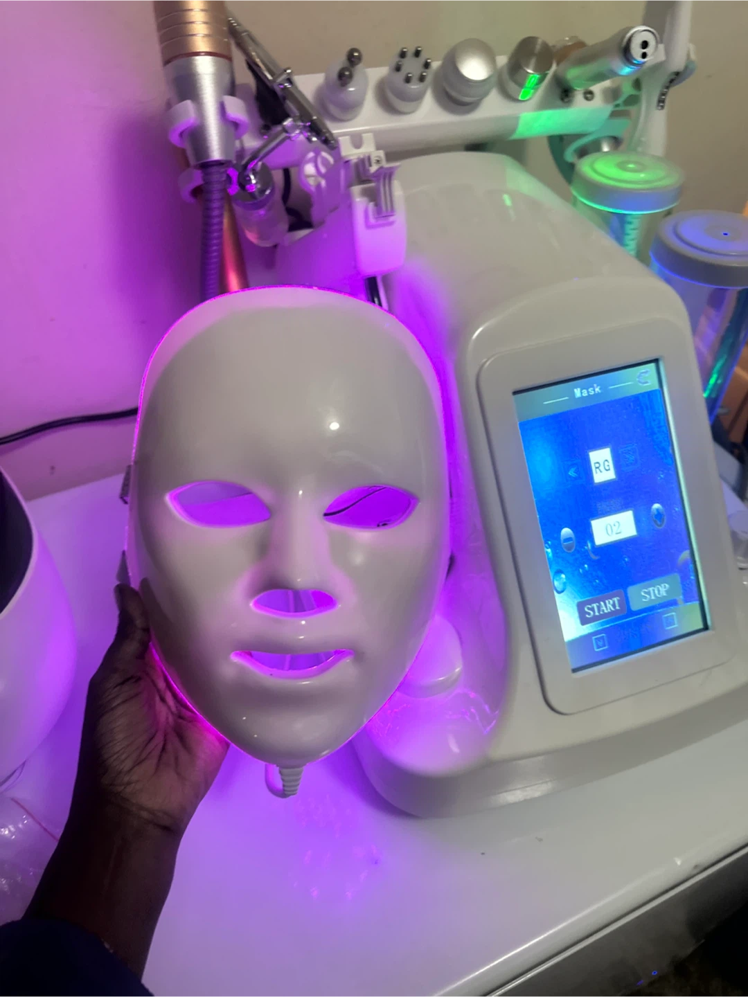 Multi-functional Skin System Facial Machine🥕 - photo 3
