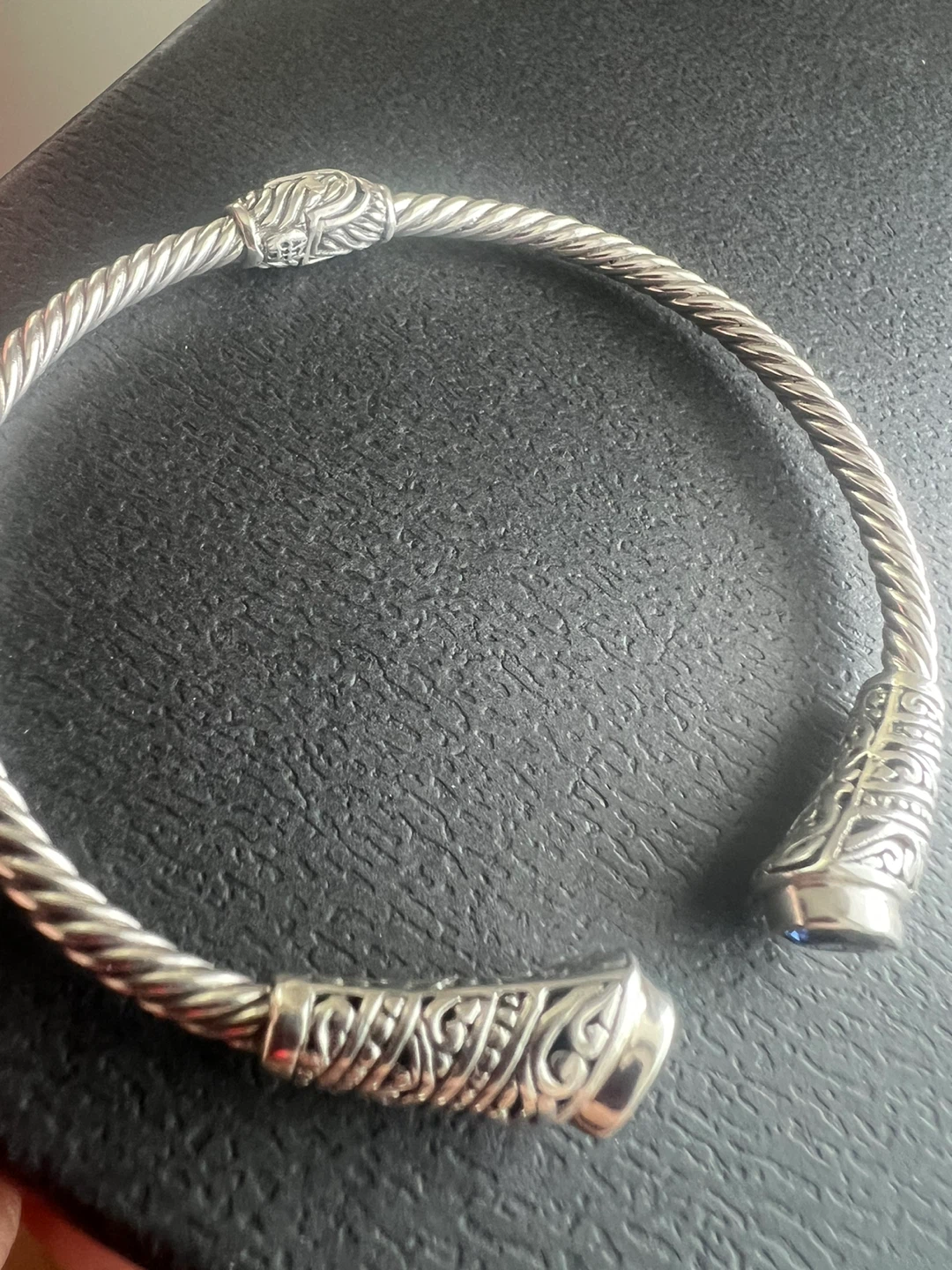 925 silver  Bangle with blue topaz