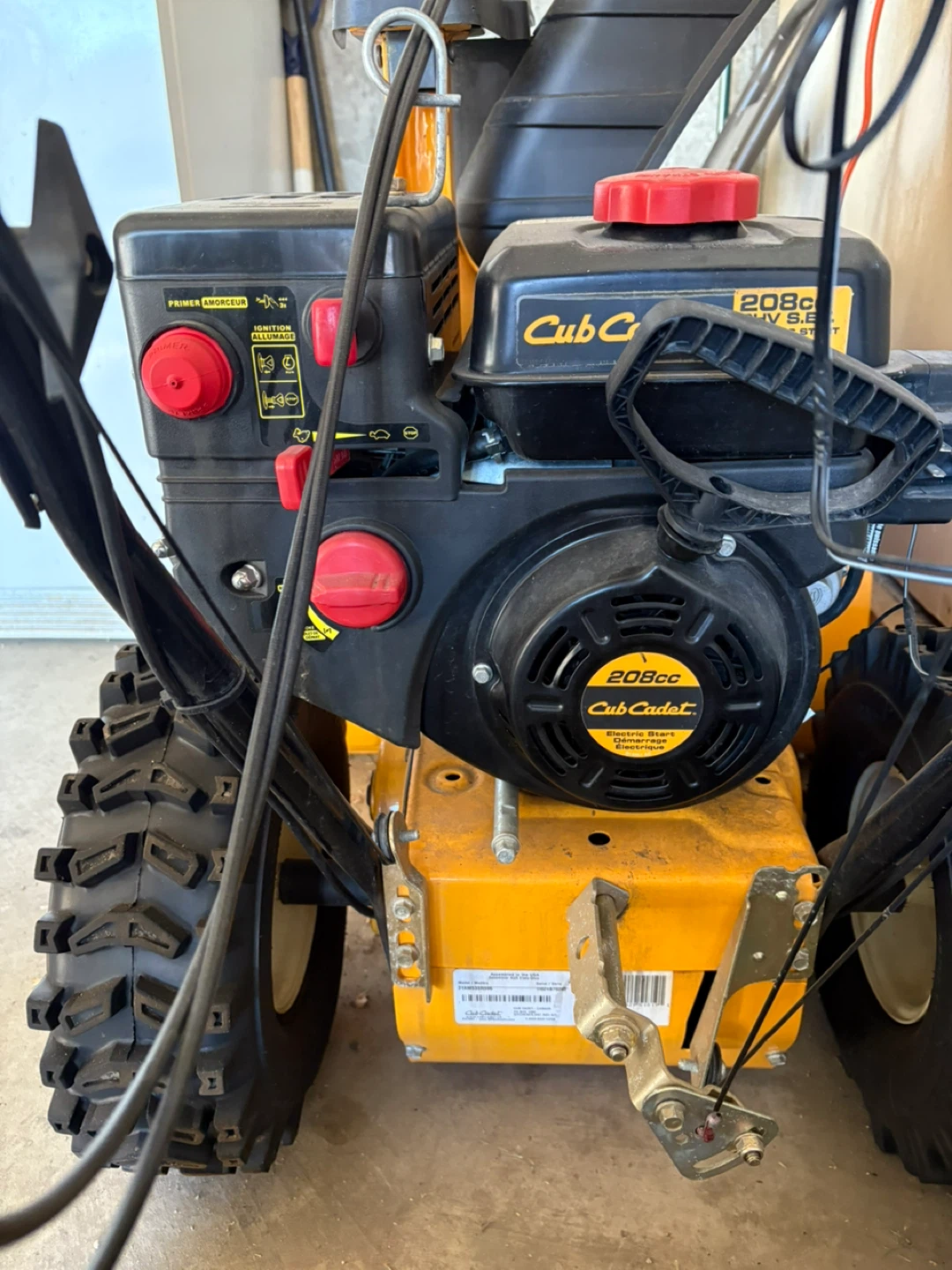 Cub Cadet 2X 24" Snow Blower - photo 3