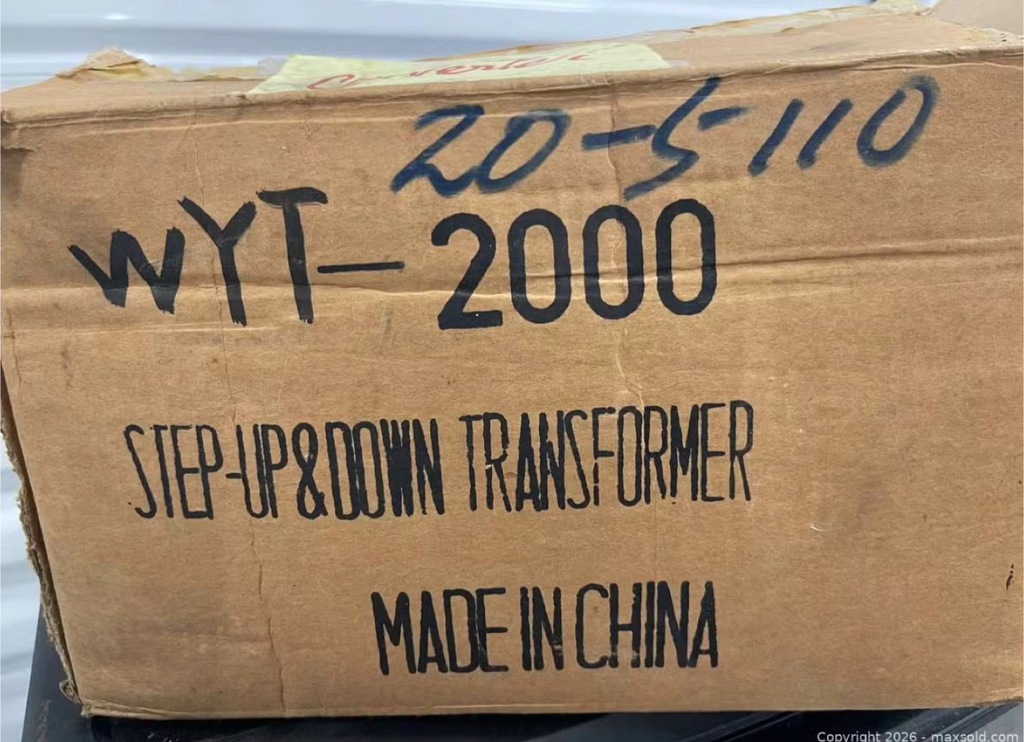 WYT-2000 Step Up & Down Transformer - photo 2