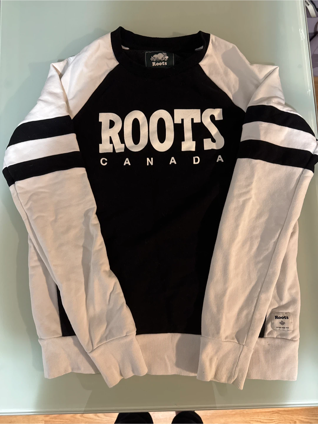 Roots Canada Black & White Sweatshirt - Size S