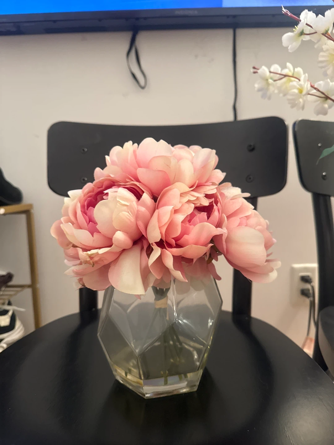 Assorted Decorative Flower Arrangements - photo 2