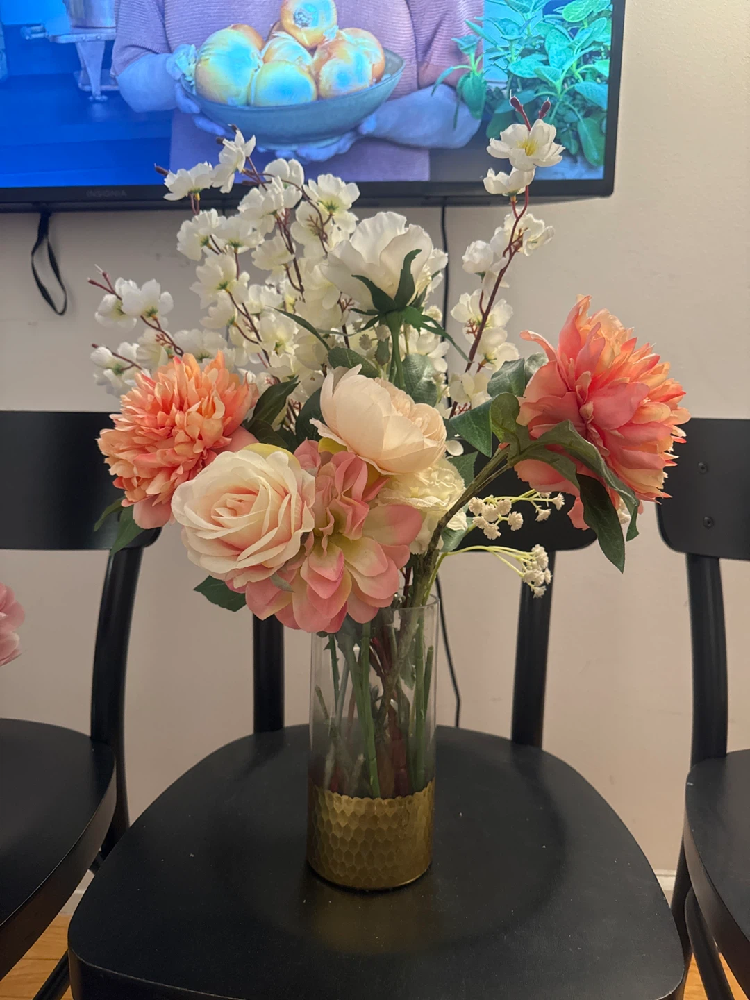 Assorted Decorative Flower Arrangements - photo 3