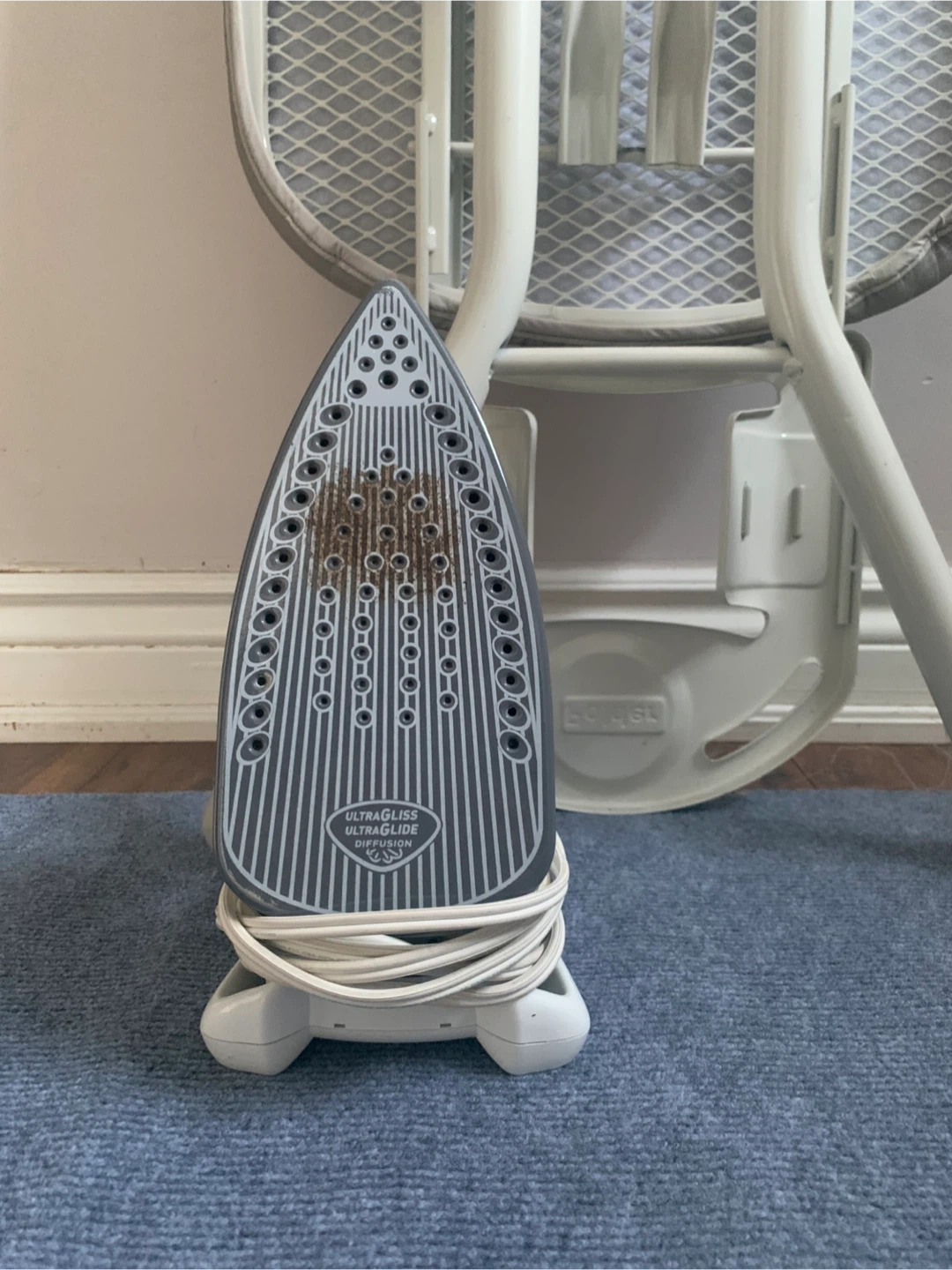 Bosch Ironing Board + T-Fal UltraGlide Iron - photo 4