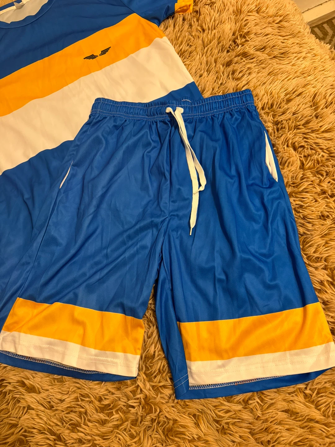 Blue & Gold Outfit - Size M - photo 4