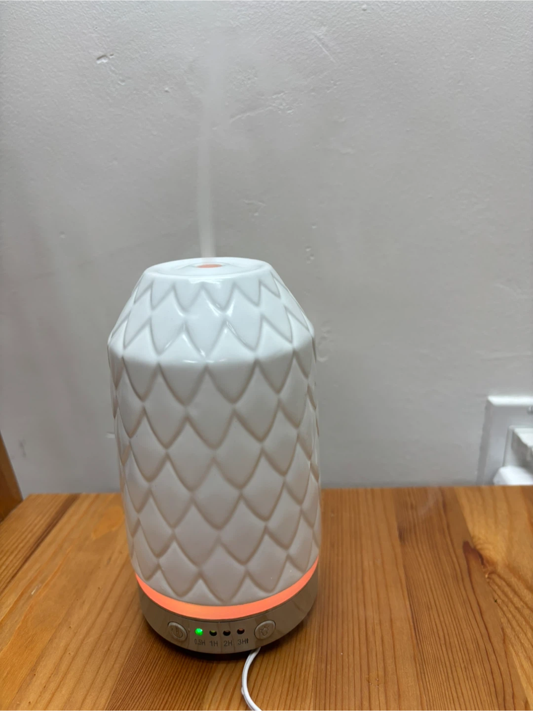 Aroma Diffuser with Charger - photo 3