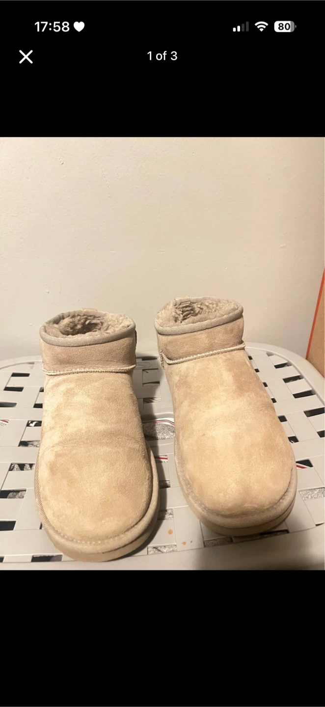 UGG Mini Boots - Size 9 Women