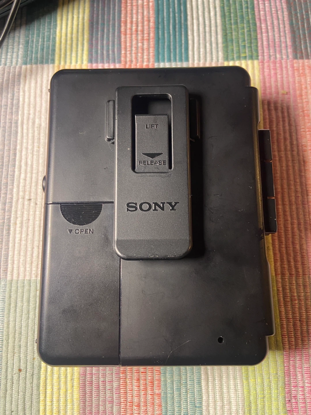 Sony Walkman WM-A10 Cassette Player - photo 2