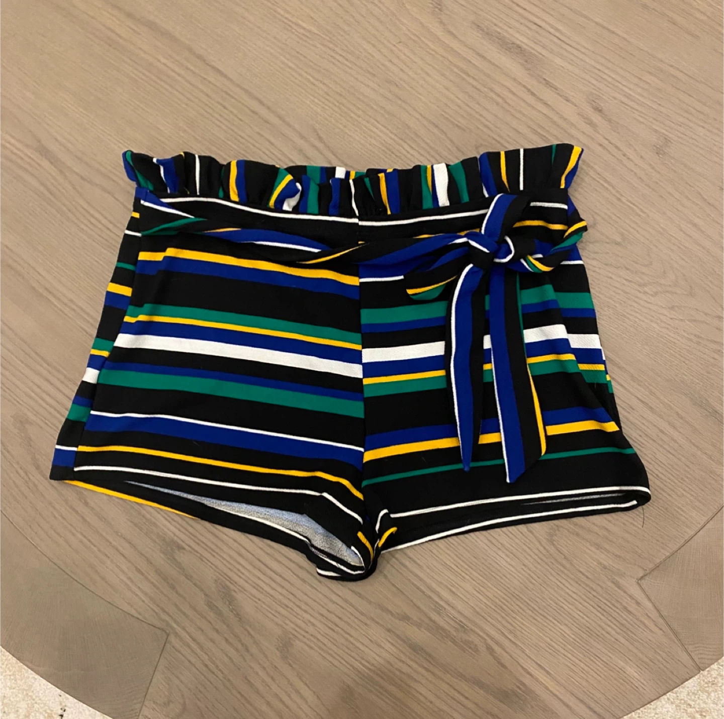 Plus size paper bag ruffle shorts so cute NWOT