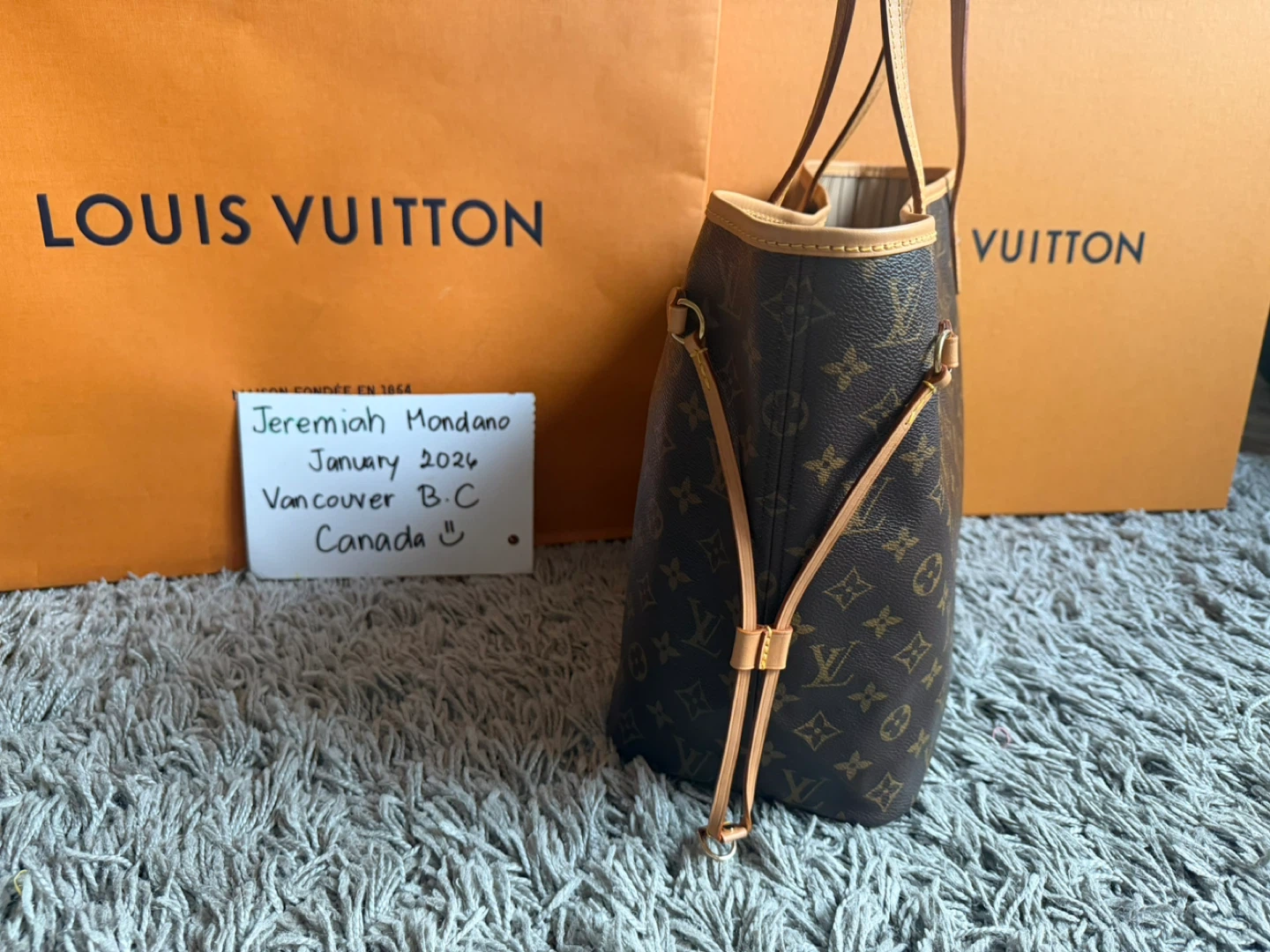 Louis Vuitton Neverfull MM Tote Bag - photo 2
