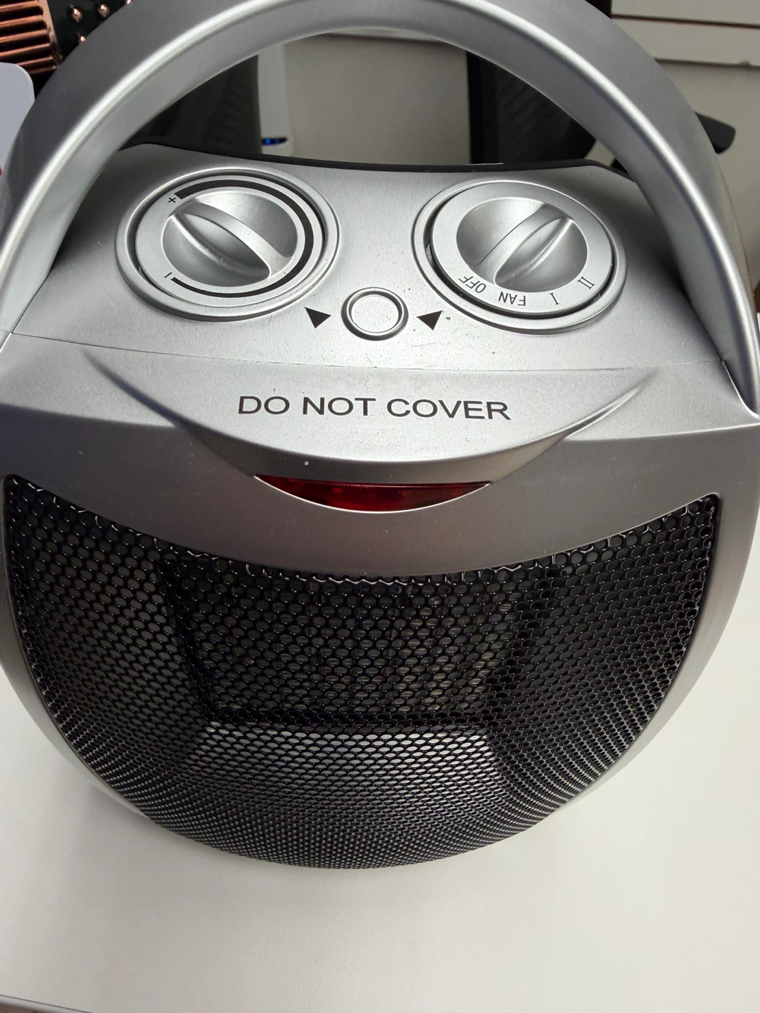 Electric Space Heater with Thermostat, 1500W/750W S - photo 2