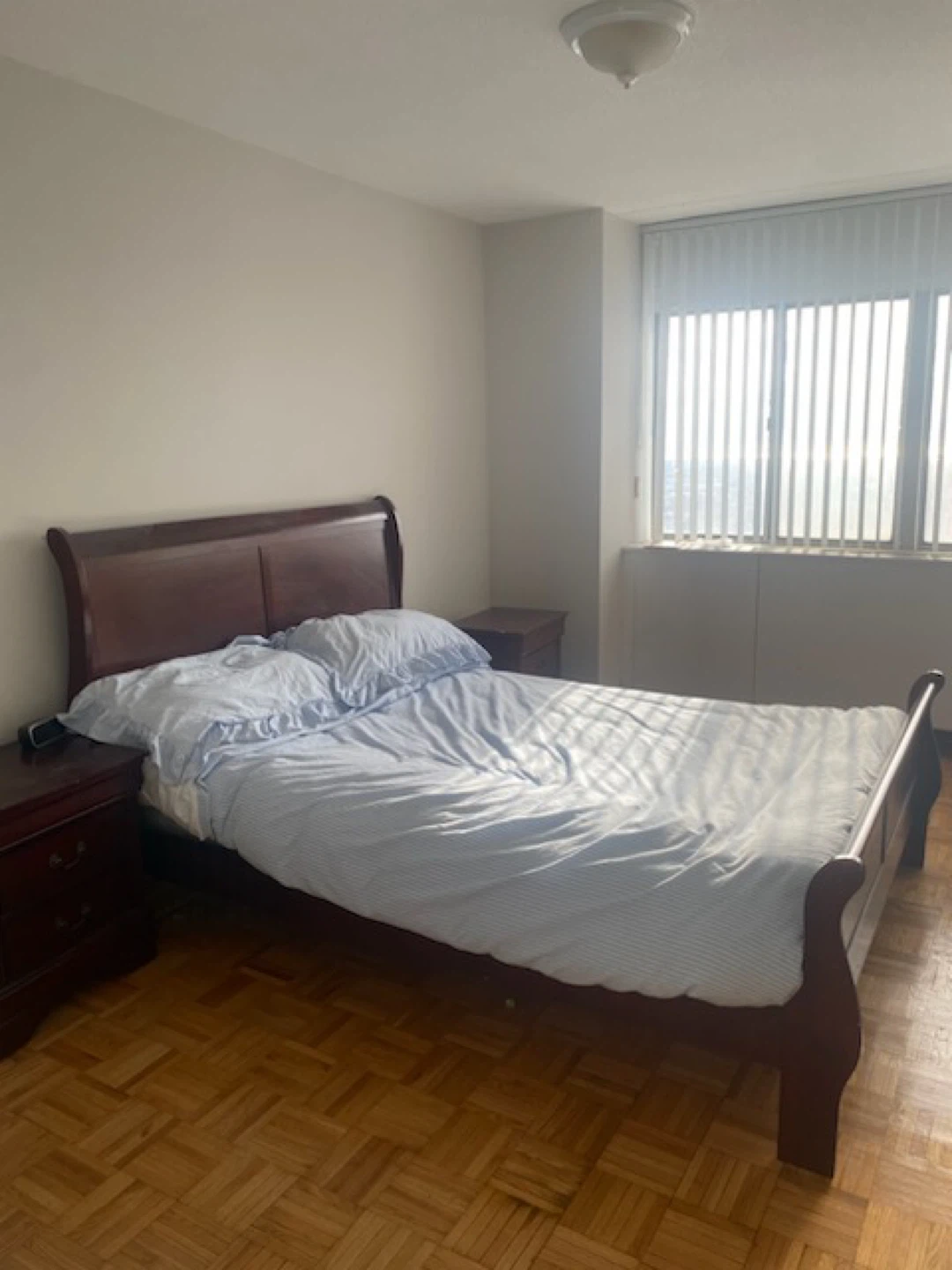 Bedroom Set - Bed Frame & Nightstands - photo 2