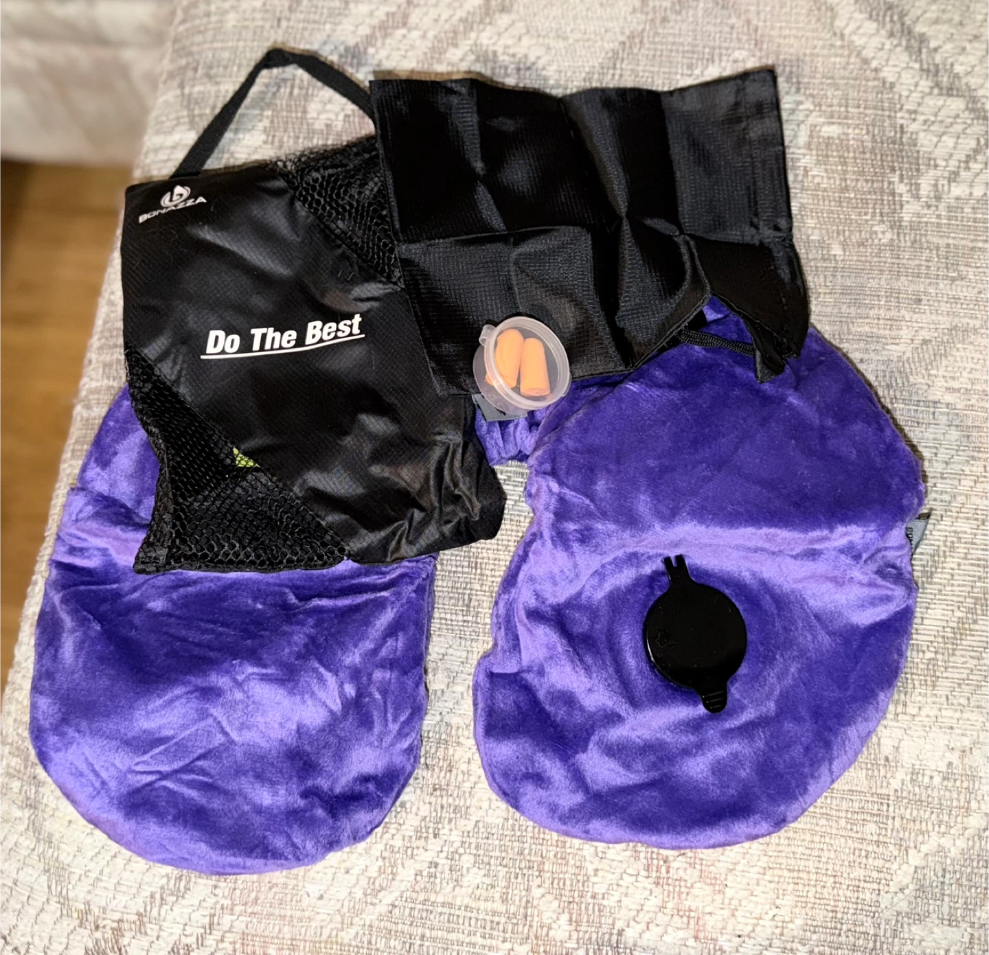 Bonazza Inflatable Travel Pillow - photo 2