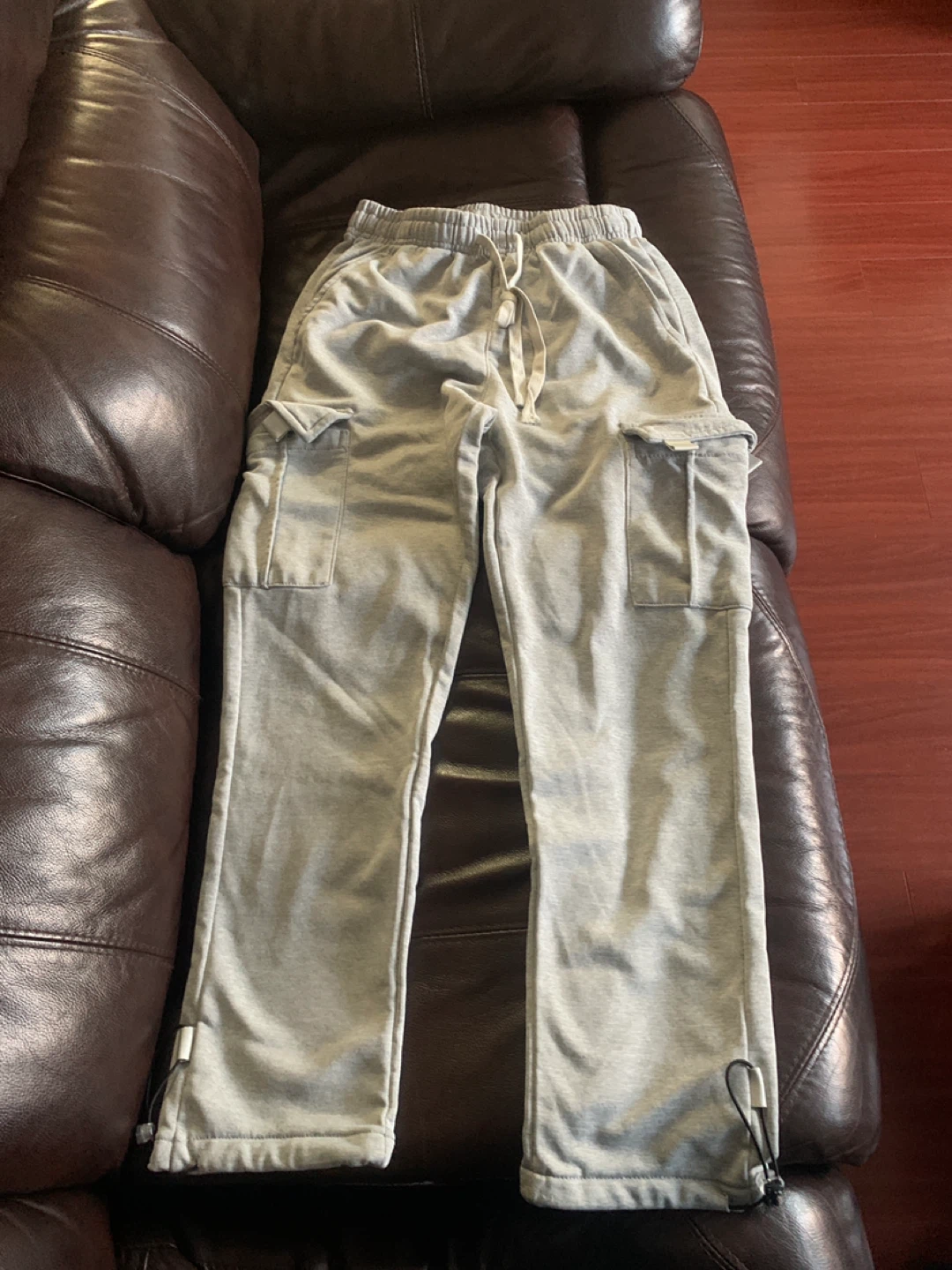 Grey Cargo Sweatpants Men’s small
