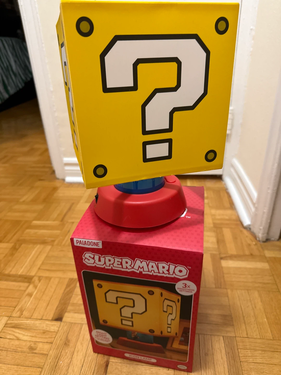 Super Mario Icon Lamp - photo 4