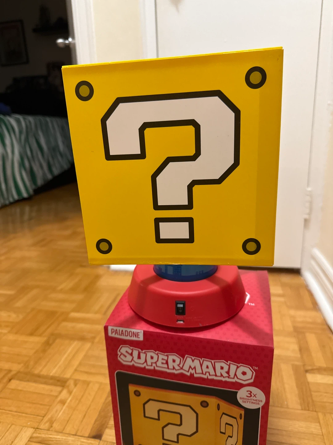 Super Mario Icon Lamp - photo 3